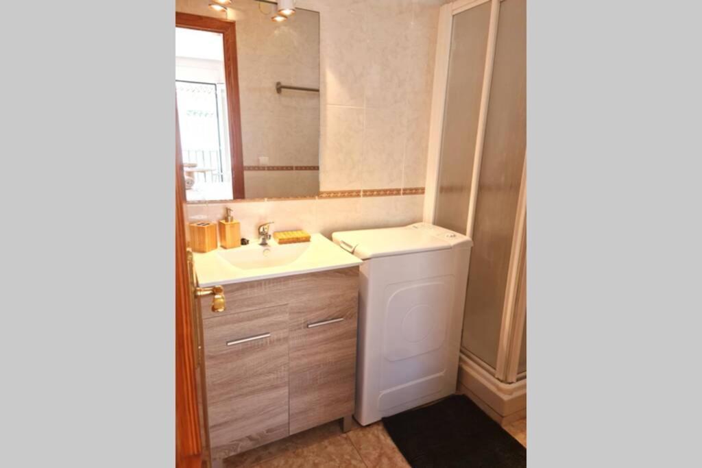 Apartament Calmahouse Carihuela Torremolinos Zewnętrze zdjęcie